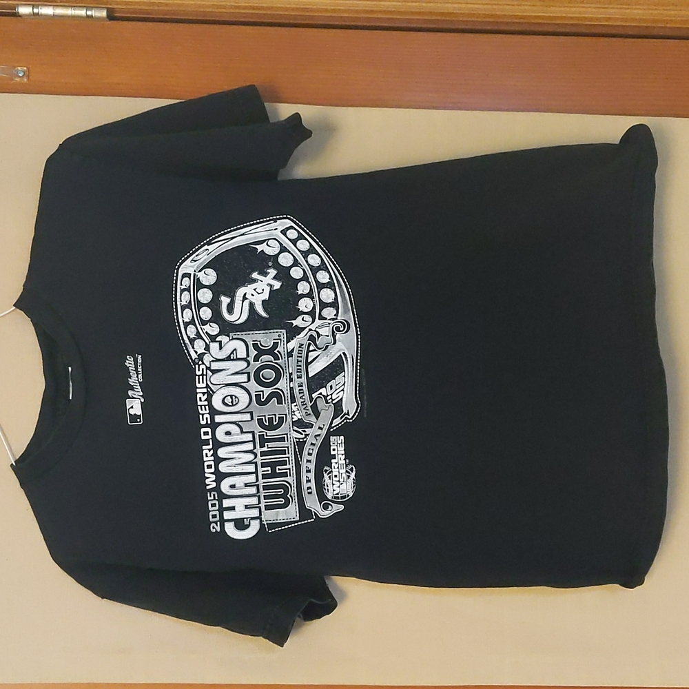 White Sox 2005 World Champions World Series Black T-Shirt Size Medium